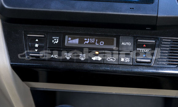 ซื้อ รถมือสอง Honda Civic สีดำ รถยนต์ ใน %{เมือง} ใน ปทุมธานี ซื้อ รถมือสอง Honda Civic สีดำ รถยนต์ ใน %{เมือง} ใน ปทุมธานี