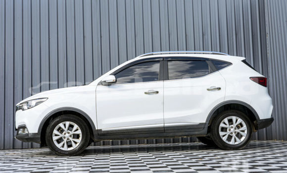 ซื้อ รถมือสอง MG ZS ขาว รถยนต์ ใน %{เมือง} ใน ปทุมธานี ซื้อ รถมือสอง MG ZS ขาว รถยนต์ ใน %{เมือง} ใน ปทุมธานี