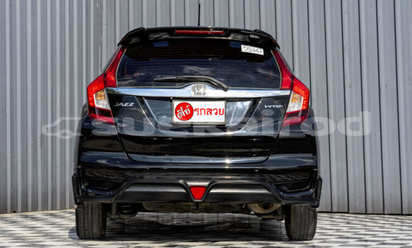 ซื้อ รถมือสอง Honda Jazz สีดำ รถยนต์ ใน %{เมือง} ใน ปทุมธานี ซื้อ รถมือสอง Honda Jazz สีดำ รถยนต์ ใน %{เมือง} ใน ปทุมธานี