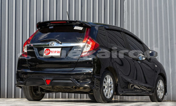 ซื้อ รถมือสอง Honda Jazz สีดำ รถยนต์ ใน %{เมือง} ใน ปทุมธานี ซื้อ รถมือสอง Honda Jazz สีดำ รถยนต์ ใน %{เมือง} ใน ปทุมธานี