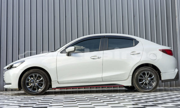 ซื้อ รถมือสอง Mazda 2 ขาว รถยนต์ ใน %{เมือง} ใน ปทุมธานี ซื้อ รถมือสอง Mazda 2 ขาว รถยนต์ ใน %{เมือง} ใน ปทุมธานี