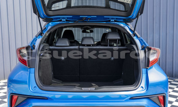 ซื้อ รถมือสอง Toyota C-HR สีน้ำเงิน รถยนต์ ใน %{เมือง} ใน ปทุมธานี ซื้อ รถมือสอง Toyota C-HR สีน้ำเงิน รถยนต์ ใน %{เมือง} ใน ปทุมธานี