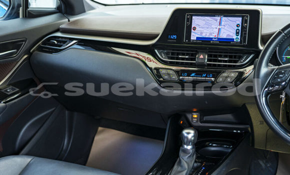 ซื้อ รถมือสอง Toyota C-HR สีน้ำเงิน รถยนต์ ใน %{เมือง} ใน ปทุมธานี ซื้อ รถมือสอง Toyota C-HR สีน้ำเงิน รถยนต์ ใน %{เมือง} ใน ปทุมธานี