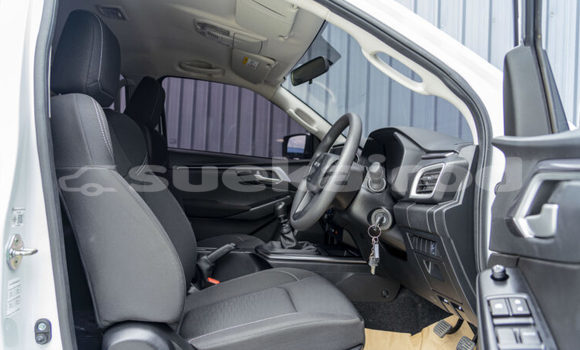 ซื้อ รถมือสอง Isuzu D-Max ขาว รถยนต์ ใน %{เมือง} ใน ปทุมธานี ซื้อ รถมือสอง Isuzu D-Max ขาว รถยนต์ ใน %{เมือง} ใน ปทุมธานี