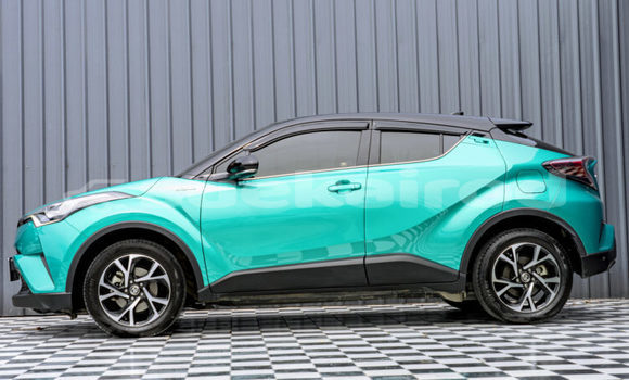 ซื้อ รถมือสอง Toyota C-HR เขียว รถยนต์ ใน %{เมือง} ใน ปทุมธานี ซื้อ รถมือสอง Toyota C-HR เขียว รถยนต์ ใน %{เมือง} ใน ปทุมธานี