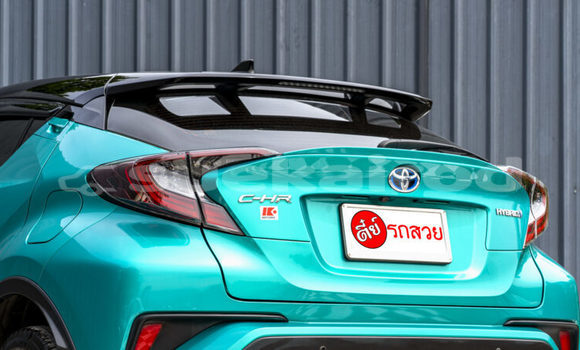 ซื้อ รถมือสอง Toyota C-HR เขียว รถยนต์ ใน %{เมือง} ใน ปทุมธานี ซื้อ รถมือสอง Toyota C-HR เขียว รถยนต์ ใน %{เมือง} ใน ปทุมธานี