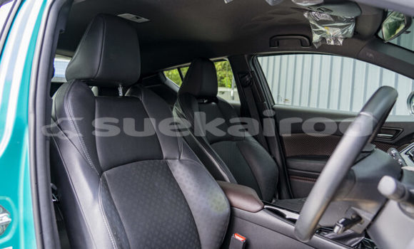 ซื้อ รถมือสอง Toyota C-HR เขียว รถยนต์ ใน %{เมือง} ใน ปทุมธานี ซื้อ รถมือสอง Toyota C-HR เขียว รถยนต์ ใน %{เมือง} ใน ปทุมธานี