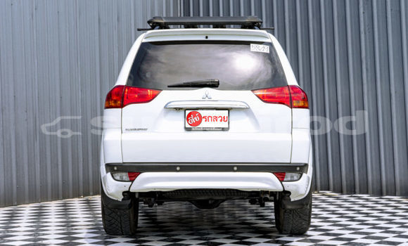 ซื้อ รถมือสอง Mitsubishi Pajero Sport ขาว รถยนต์ ใน %{เมือง} ใน ปทุมธานี ซื้อ รถมือสอง Mitsubishi Pajero Sport ขาว รถยนต์ ใน %{เมือง} ใน ปทุมธานี