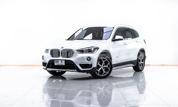Buy Used BMW X1 White Car in Bangkok in Bangkok