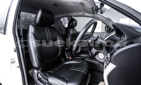 Buy Used Mitsubishi Triton White Car in Bangkok in Bangkok Buy Used Mitsubishi Triton White Car in Bangkok in Bangkok