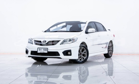 Buy Used Toyota Corolla Altis White Car in Bangkok in Bangkok