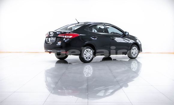 ซื้อ รถมือสอง Toyota Yaris Ativ สีดำ รถยนต์ ใน %{เมือง} ใน กรุงเทพมหานคร ซื้อ รถมือสอง Toyota Yaris Ativ สีดำ รถยนต์ ใน %{เมือง} ใน กรุงเทพมหานคร