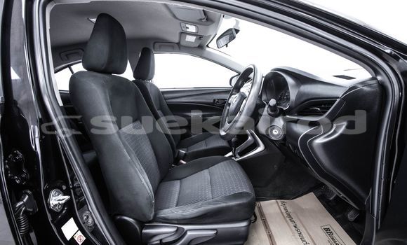 ซื้อ รถมือสอง Toyota Yaris Ativ สีดำ รถยนต์ ใน %{เมือง} ใน กรุงเทพมหานคร ซื้อ รถมือสอง Toyota Yaris Ativ สีดำ รถยนต์ ใน %{เมือง} ใน กรุงเทพมหานคร