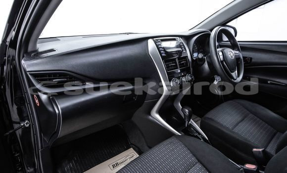 ซื้อ รถมือสอง Toyota Yaris Ativ สีดำ รถยนต์ ใน %{เมือง} ใน กรุงเทพมหานคร ซื้อ รถมือสอง Toyota Yaris Ativ สีดำ รถยนต์ ใน %{เมือง} ใน กรุงเทพมหานคร