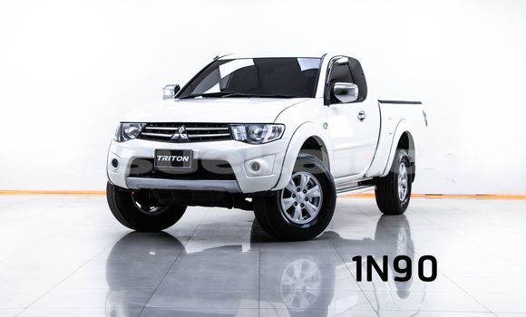 Buy Used Mitsubishi Triton White Car in Bangkok in Bangkok Buy Used Mitsubishi Triton White Car in Bangkok in Bangkok
