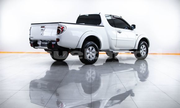 Buy Used Mitsubishi Triton White Car in Bangkok in Bangkok Buy Used Mitsubishi Triton White Car in Bangkok in Bangkok