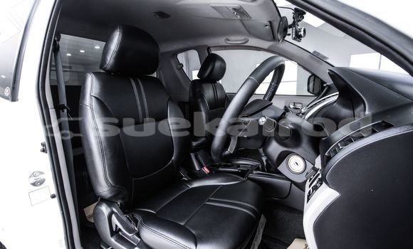 Buy Used Mitsubishi Triton White Car in Bangkok in Bangkok Buy Used Mitsubishi Triton White Car in Bangkok in Bangkok