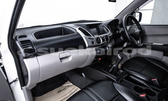 Buy Used Mitsubishi Triton White Car in Bangkok in Bangkok Buy Used Mitsubishi Triton White Car in Bangkok in Bangkok