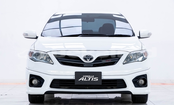 Buy Used Toyota Altis White Car in Nonthaburi in Nonthaburi Buy Used Toyota Altis White Car in Nonthaburi in Nonthaburi
