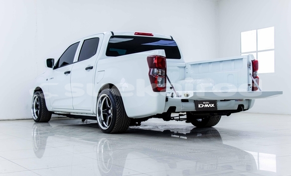 Buy Used Isuzu D-Max White Car in Samut Sakhon in Samut Sakhon Buy Used Isuzu D-Max White Car in Samut Sakhon in Samut Sakhon