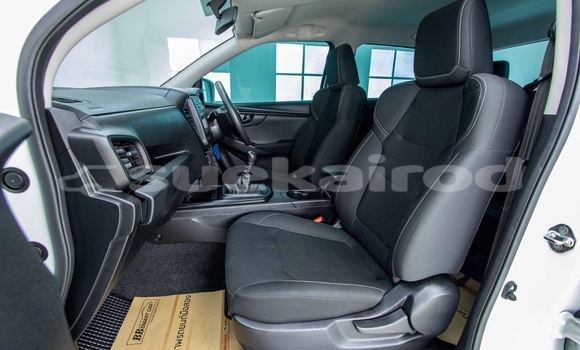 Buy Used Isuzu D-Max White Car in Samut Sakhon in Samut Sakhon Buy Used Isuzu D-Max White Car in Samut Sakhon in Samut Sakhon