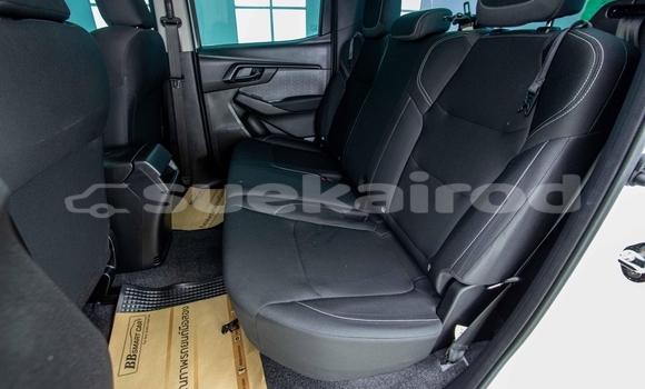 Buy Used Isuzu D-Max White Car in Samut Sakhon in Samut Sakhon Buy Used Isuzu D-Max White Car in Samut Sakhon in Samut Sakhon