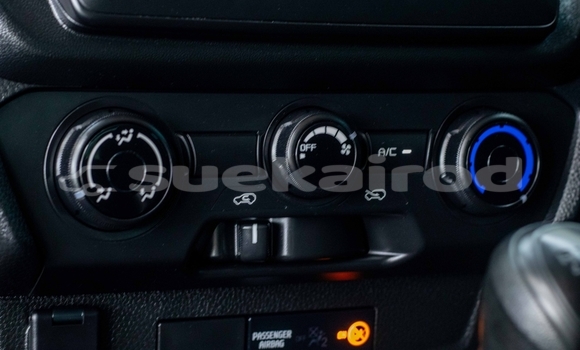 Buy Used Isuzu D-Max White Car in Samut Sakhon in Samut Sakhon Buy Used Isuzu D-Max White Car in Samut Sakhon in Samut Sakhon