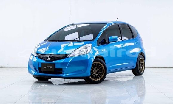 Buy Used Honda Jazz Blue Car in Samut Sakhon in Samut Sakhon