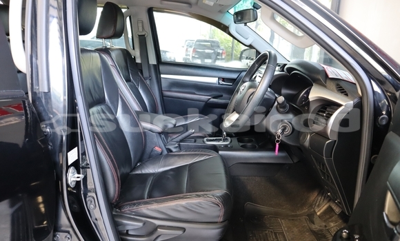 ซื้อ รถมือสอง Toyota Hiluxe Revo สีดำ รถยนต์ ใน %{เมือง} ใน กรุงเทพมหานคร ซื้อ รถมือสอง Toyota Hiluxe Revo สีดำ รถยนต์ ใน %{เมือง} ใน กรุงเทพมหานคร