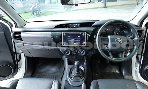 ซื้อ รถมือสอง Toyota Hiluxe Revo ขาว รถยนต์ ใน %{เมือง} ใน กรุงเทพมหานคร ซื้อ รถมือสอง Toyota Hiluxe Revo ขาว รถยนต์ ใน %{เมือง} ใน กรุงเทพมหานคร