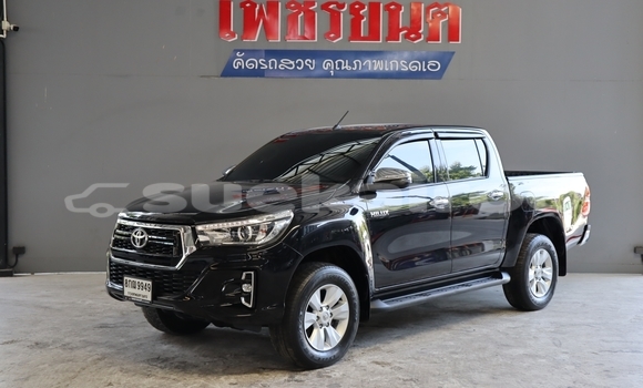 Buy Used Toyota Hiluxe Revo Black Car in Bangkok in Bangkok
