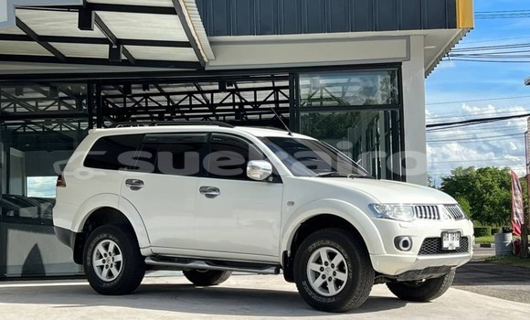 ซื้อ รถมือสอง Mitsubishi Pajero Sport ขาว รถยนต์ ใน %{เมือง} ใน ร้อยเอ็ด ซื้อ รถมือสอง Mitsubishi Pajero Sport ขาว รถยนต์ ใน %{เมือง} ใน ร้อยเอ็ด