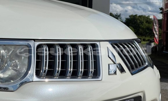 ซื้อ รถมือสอง Mitsubishi Pajero Sport ขาว รถยนต์ ใน %{เมือง} ใน ร้อยเอ็ด ซื้อ รถมือสอง Mitsubishi Pajero Sport ขาว รถยนต์ ใน %{เมือง} ใน ร้อยเอ็ด