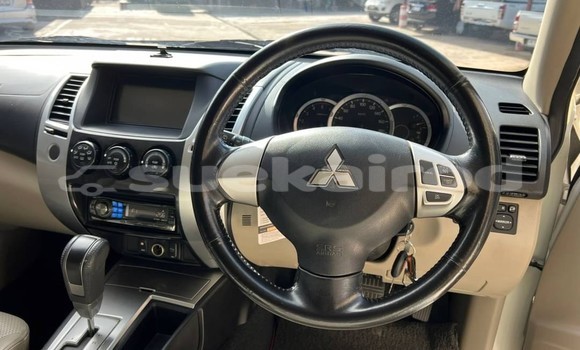 ซื้อ รถมือสอง Mitsubishi Pajero Sport ขาว รถยนต์ ใน %{เมือง} ใน ร้อยเอ็ด ซื้อ รถมือสอง Mitsubishi Pajero Sport ขาว รถยนต์ ใน %{เมือง} ใน ร้อยเอ็ด