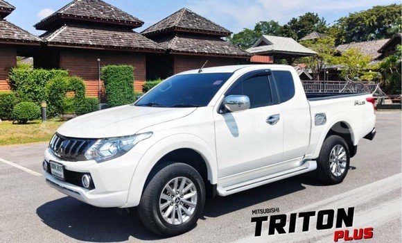 ซื้อ รถมือสอง Mitsubishi Triton ขาว รถยนต์ ใน %{เมือง} ใน กรุงเทพมหานคร ซื้อ รถมือสอง Mitsubishi Triton ขาว รถยนต์ ใน %{เมือง} ใน กรุงเทพมหานคร