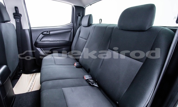Buy Used Isuzu D-max Hi-Lander 4 dr White Car in Bangkok in Bangkok Buy Used Isuzu D-max Hi-Lander 4 dr White Car in Bangkok in Bangkok