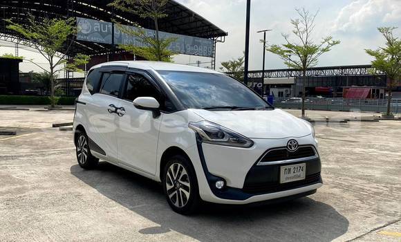 ซื้อ รถมือสอง Toyota Sienta ขาว รถยนต์ ใน %{เมือง} ใน กรุงเทพมหานคร ซื้อ รถมือสอง Toyota Sienta ขาว รถยนต์ ใน %{เมือง} ใน กรุงเทพมหานคร