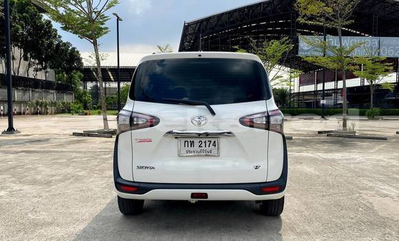 ซื้อ รถมือสอง Toyota Sienta ขาว รถยนต์ ใน %{เมือง} ใน กรุงเทพมหานคร ซื้อ รถมือสอง Toyota Sienta ขาว รถยนต์ ใน %{เมือง} ใน กรุงเทพมหานคร