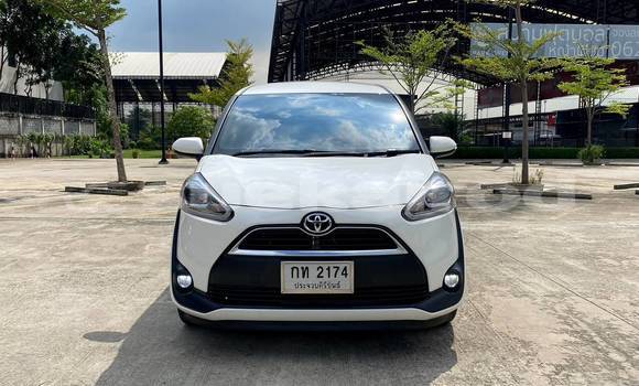 ซื้อ รถมือสอง Toyota Sienta ขาว รถยนต์ ใน %{เมือง} ใน กรุงเทพมหานคร ซื้อ รถมือสอง Toyota Sienta ขาว รถยนต์ ใน %{เมือง} ใน กรุงเทพมหานคร
