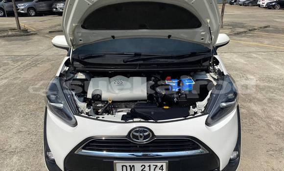 ซื้อ รถมือสอง Toyota Sienta ขาว รถยนต์ ใน %{เมือง} ใน กรุงเทพมหานคร ซื้อ รถมือสอง Toyota Sienta ขาว รถยนต์ ใน %{เมือง} ใน กรุงเทพมหานคร