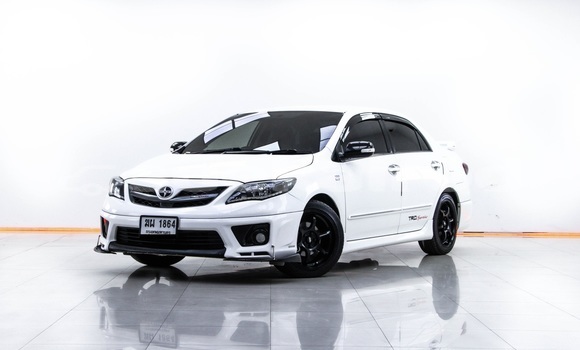 Buy Used Toyota Corolla Altis White Car in Bangkok in Bangkok