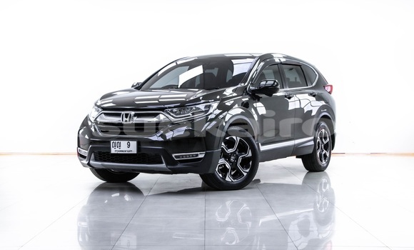 Buy Used Honda CR-V Green Car in Bangkok in Bangkok