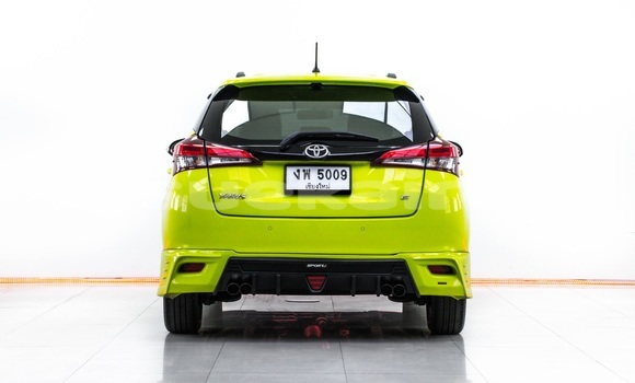 Buy Used Toyota Yaris Green Car in Bangkok in Bangkok Buy Used Toyota Yaris Green Car in Bangkok in Bangkok