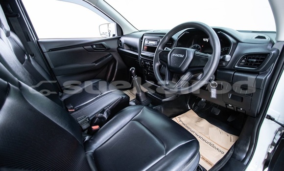 ซื้อ รถมือสอง Isuzu D-Max ขาว รถยนต์ ใน %{เมือง} ใน กรุงเทพมหานคร ซื้อ รถมือสอง Isuzu D-Max ขาว รถยนต์ ใน %{เมือง} ใน กรุงเทพมหานคร