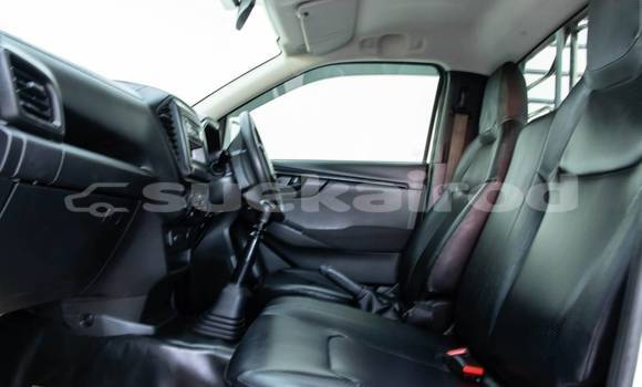 ซื้อ รถมือสอง Isuzu D-Max ขาว รถยนต์ ใน %{เมือง} ใน กรุงเทพมหานคร ซื้อ รถมือสอง Isuzu D-Max ขาว รถยนต์ ใน %{เมือง} ใน กรุงเทพมหานคร