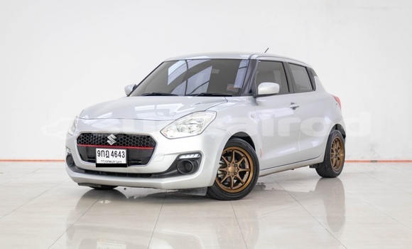 ซื้อ รถมือสอง Suzuki Swift อื่น ๆ รถยนต์ ใน %{เมือง} ใน กรุงเทพมหานคร