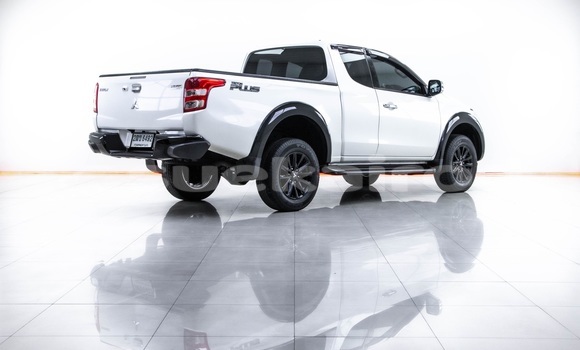 ซื้อ รถมือสอง Mitsubishi Triton ขาว รถยนต์ ใน %{เมือง} ใน กรุงเทพมหานคร ซื้อ รถมือสอง Mitsubishi Triton ขาว รถยนต์ ใน %{เมือง} ใน กรุงเทพมหานคร