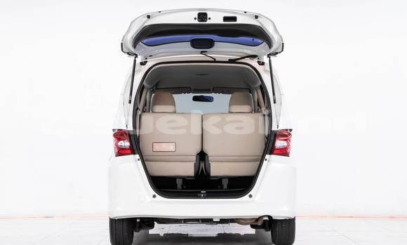 Buy Used Honda Freed White Car in Bangkok in Bangkok Buy Used Honda Freed White Car in Bangkok in Bangkok