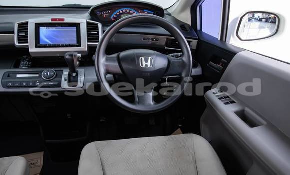 Buy Used Honda Freed White Car in Bangkok in Bangkok Buy Used Honda Freed White Car in Bangkok in Bangkok