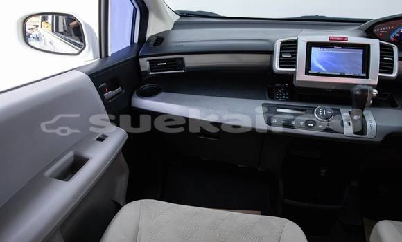 Buy Used Honda Freed White Car in Bangkok in Bangkok Buy Used Honda Freed White Car in Bangkok in Bangkok